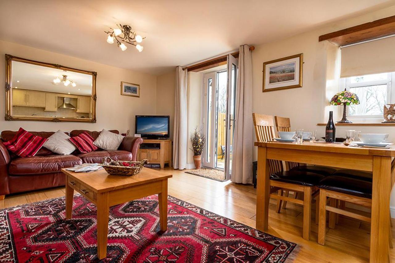 Tregarnedd Cottage Ллангефни Экстерьер фото
