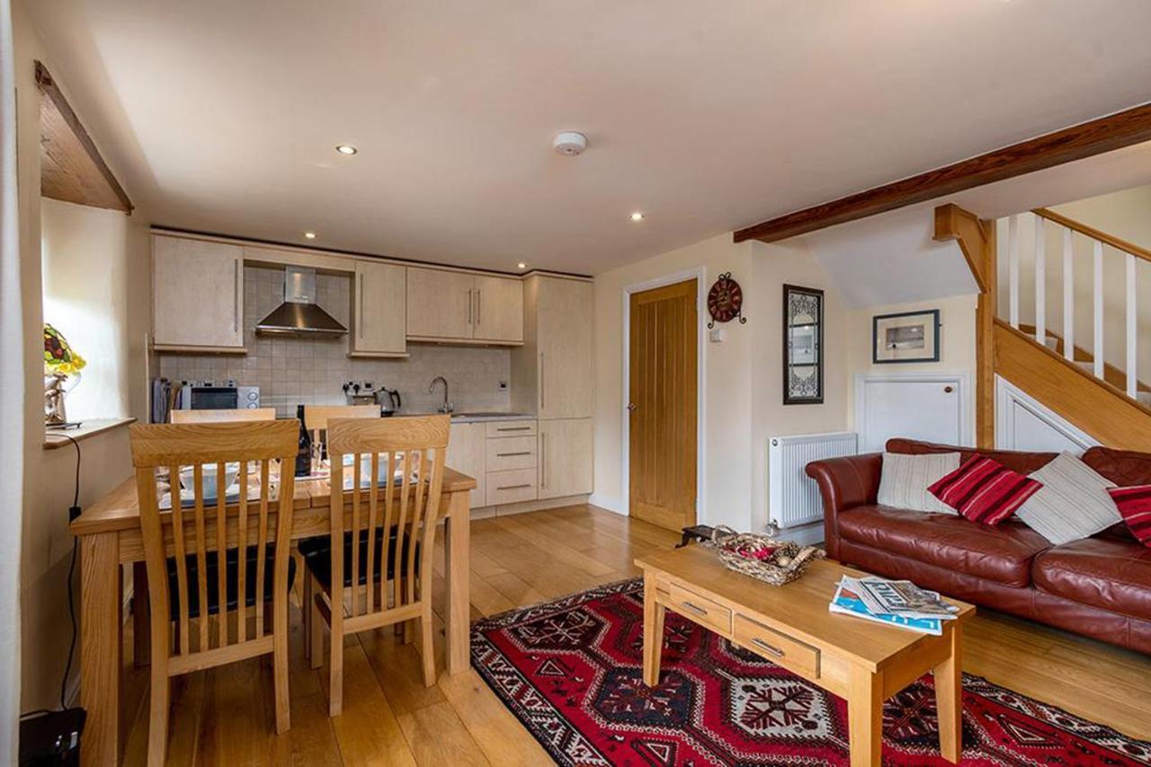 Tregarnedd Cottage Ллангефни Экстерьер фото
